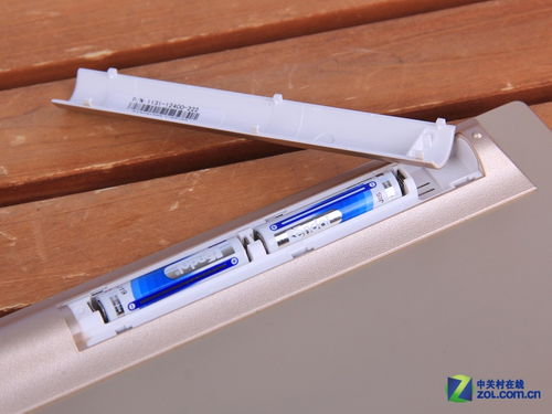 外設(shè)中的土豪金 雷柏9160鍵鼠套裝圖賞